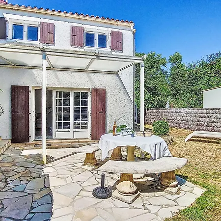 Сasa de vacaciones Les Cariatides 4 By Interhome Saint-Pierre-d'Oleron