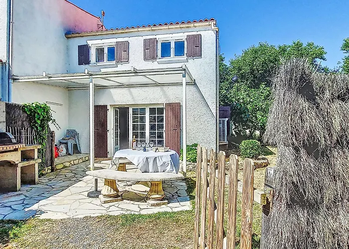 Сasa de vacaciones Les Cariatides 4 By Interhome